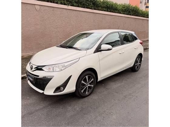 TOYOTA YARIS 1.3 16V FLEX XL LIVE MULTIDRIVE TOYOTA YARIS 1.3 16V FLEX XL LIVE MULTIDRIVE
